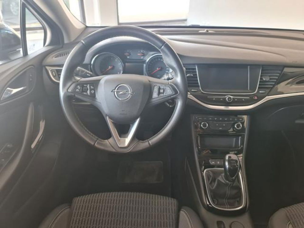 Opel Astra usata a Torino (12)