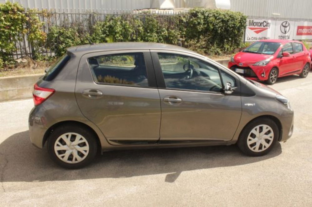 Toyota Yaris usata a Roma (13)