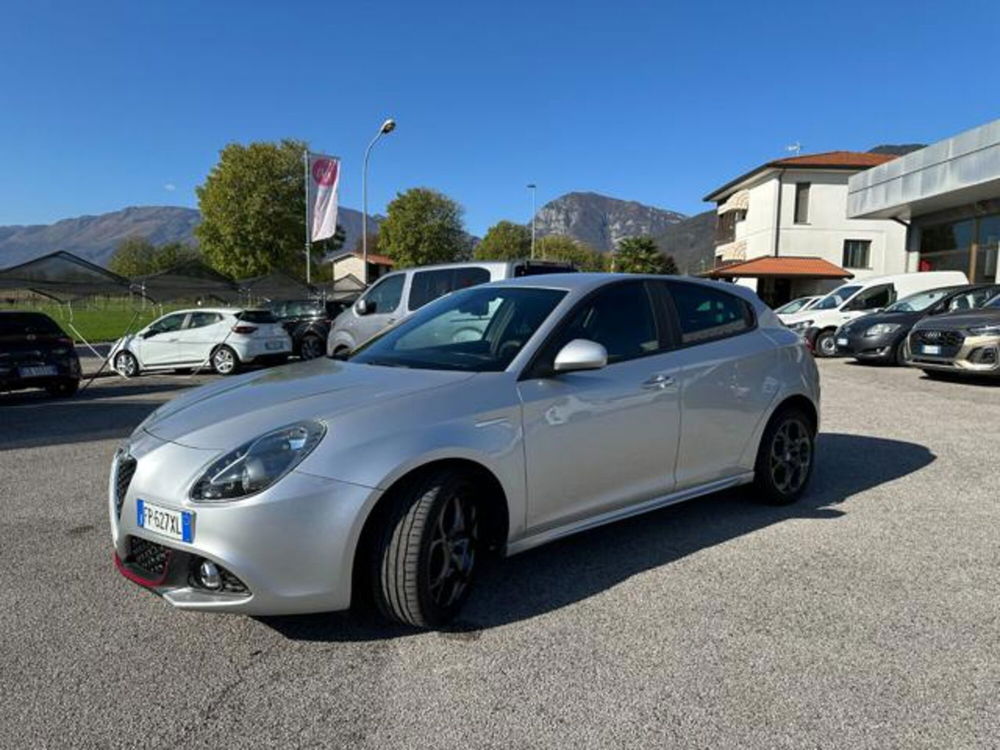 Alfa Romeo Giulietta usata a Pordenone (2)