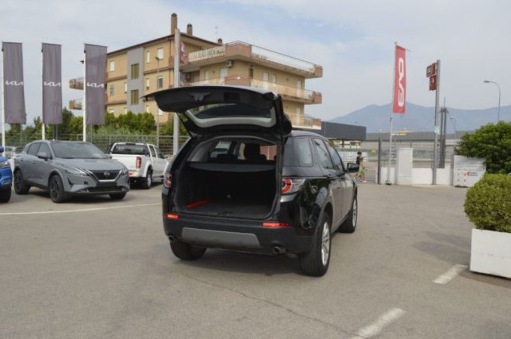 Land Rover Discovery Sport usata a Latina (7)