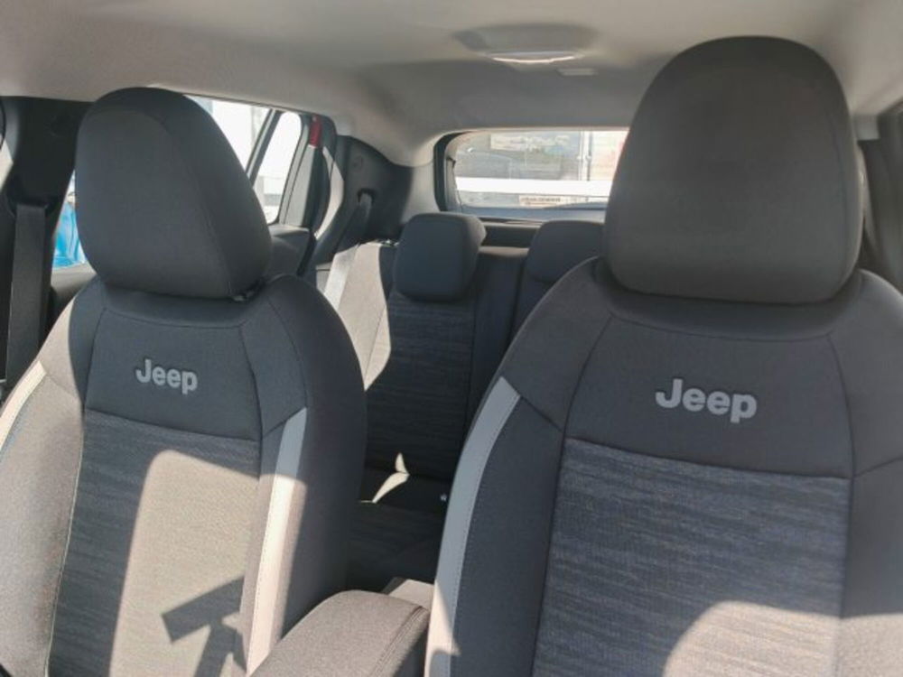 Jeep Avenger nuova a Torino (8)