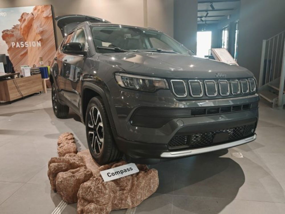 Jeep Compass nuova a Torino