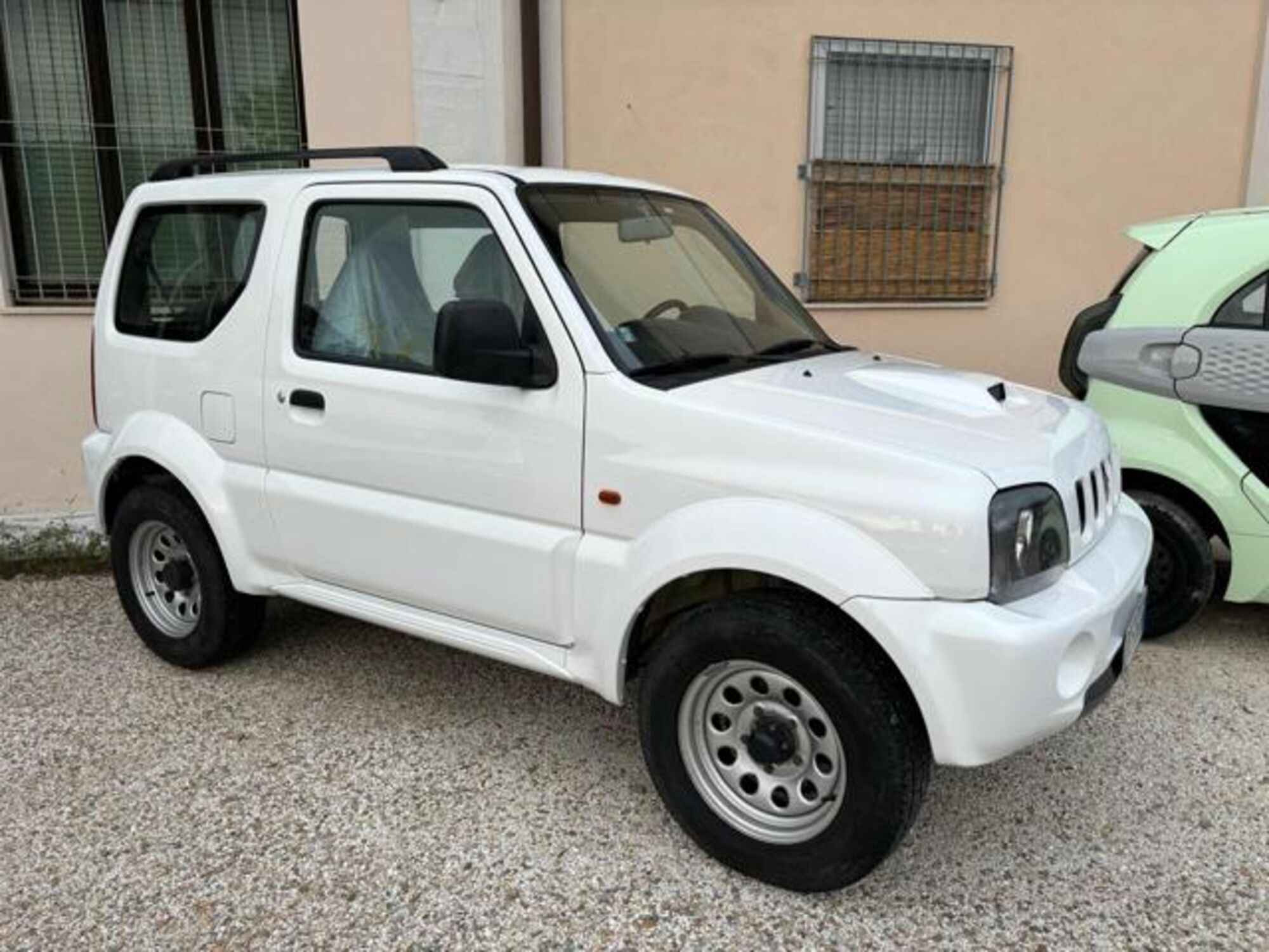 Suzuki Jimny 1.5 DDiS cat 4WD  del 2005 usata a Pesaro