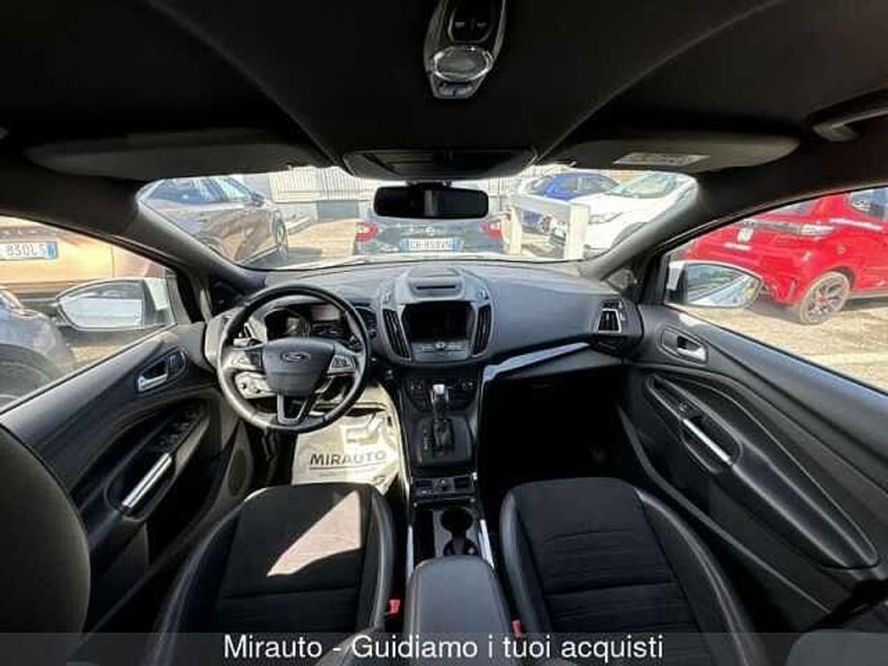 Ford Kuga usata a Roma (10)