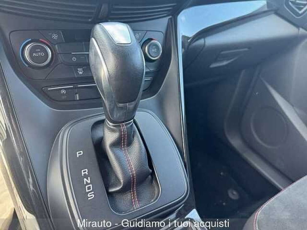 Ford Kuga usata a Roma (12)