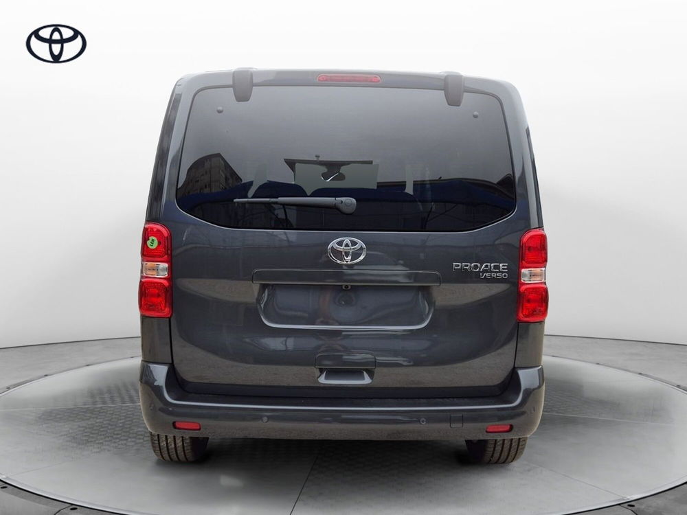 Toyota Proace Verso nuova a Cremona (5)