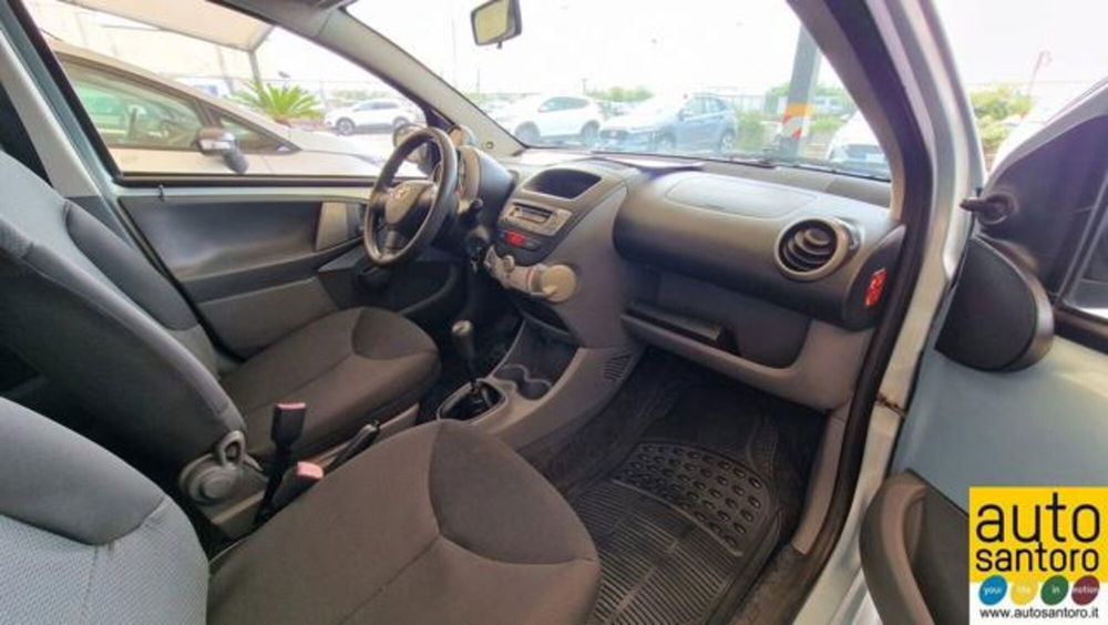 Toyota Aygo usata a Salerno (10)