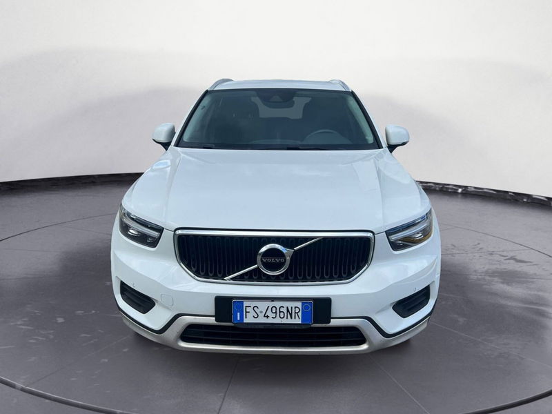 Volvo XC40 D3 Geartronic Momentum  del 2019 usata a Reggio Calabria