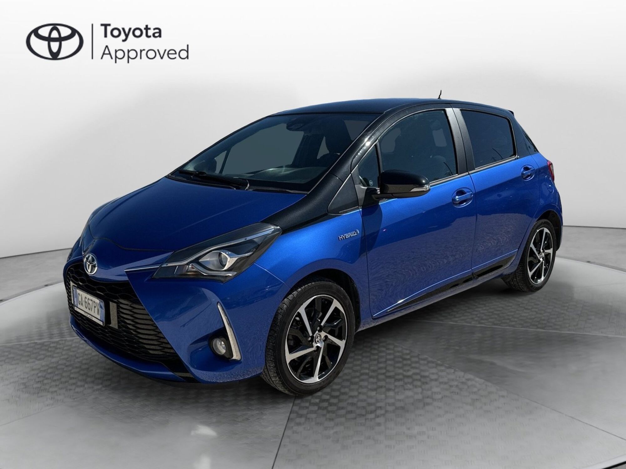 Toyota Yaris 1.5 Hybrid 5 porte Lounge Blue del 2020 usata a Ragusa