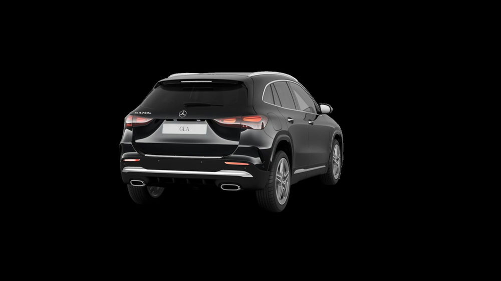 Mercedes-Benz GLA SUV nuova a Milano (4)