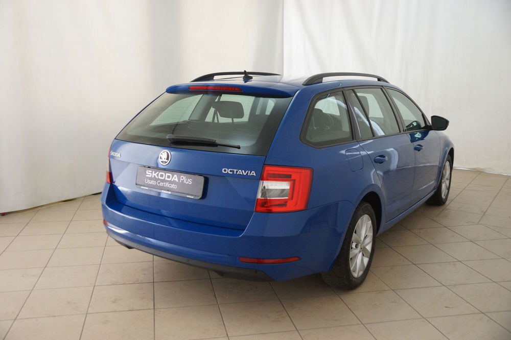 Skoda Octavia Station Wagon usata a Torino (8)