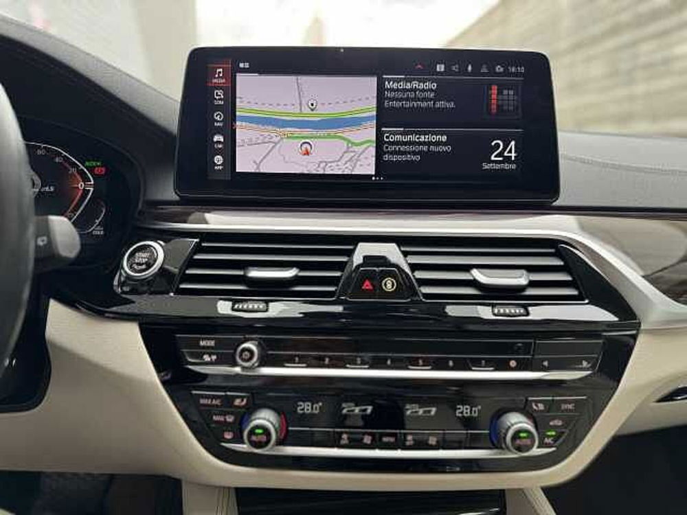 BMW Serie 5 Touring usata a Genova (6)