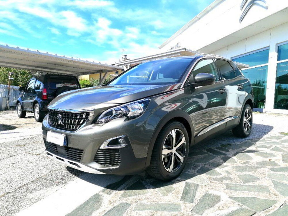 Peugeot 3008 usata a Milano