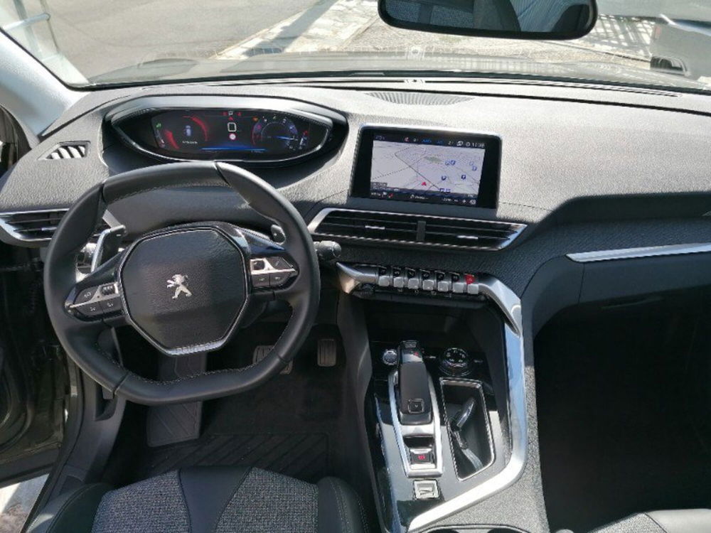 Peugeot 3008 usata a Milano (11)