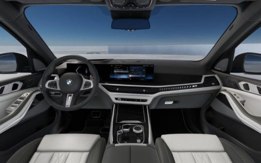 BMW X7 nuova a Modena (11)