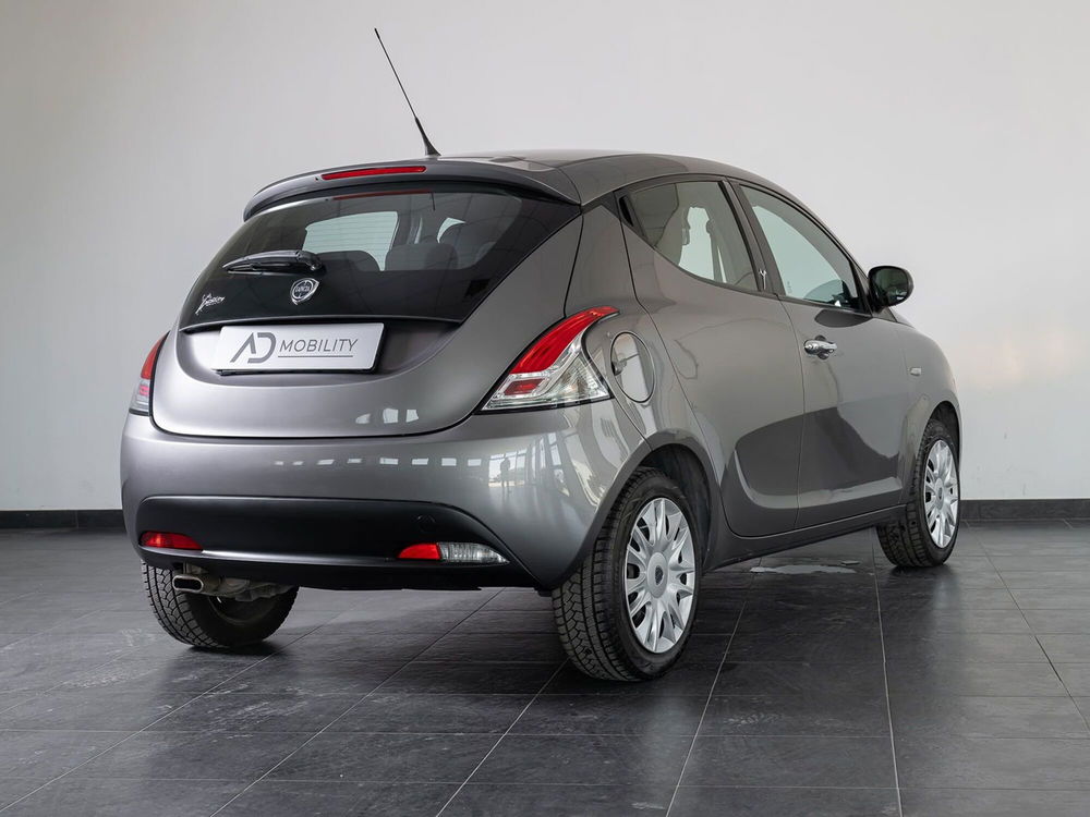 Lancia Ypsilon usata a Foggia (19)