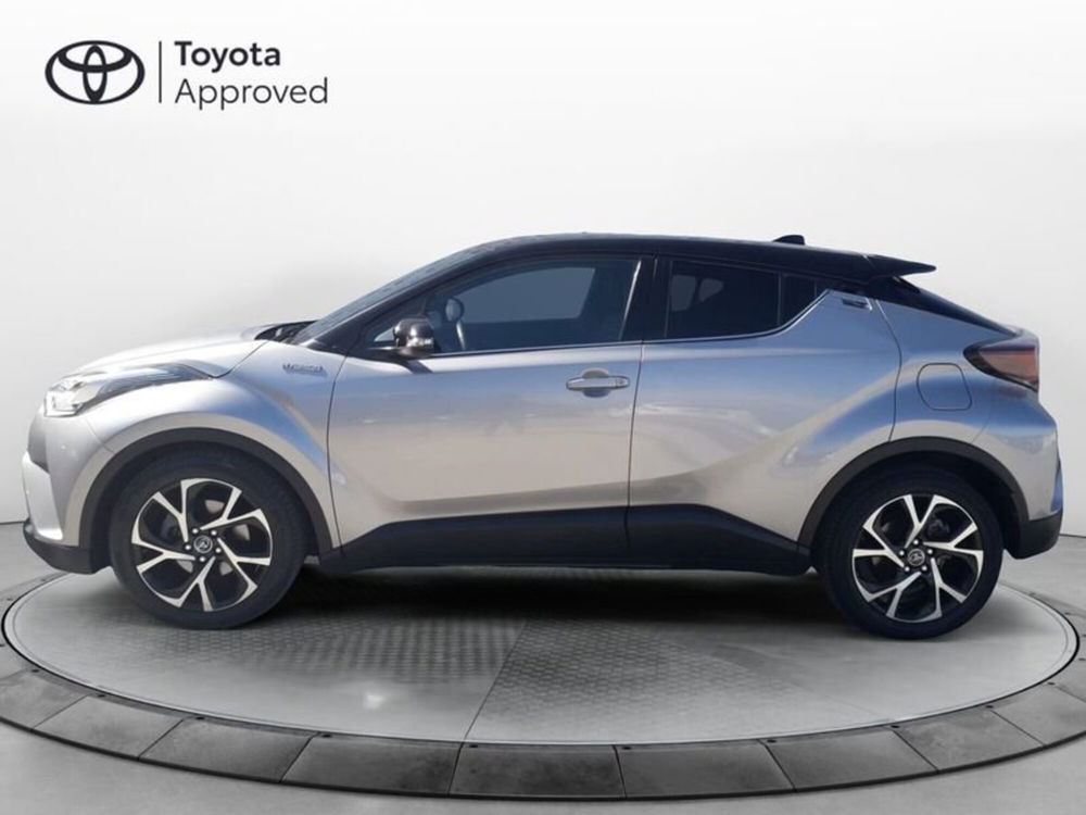 Toyota Toyota C-HR usata a Cagliari (4)