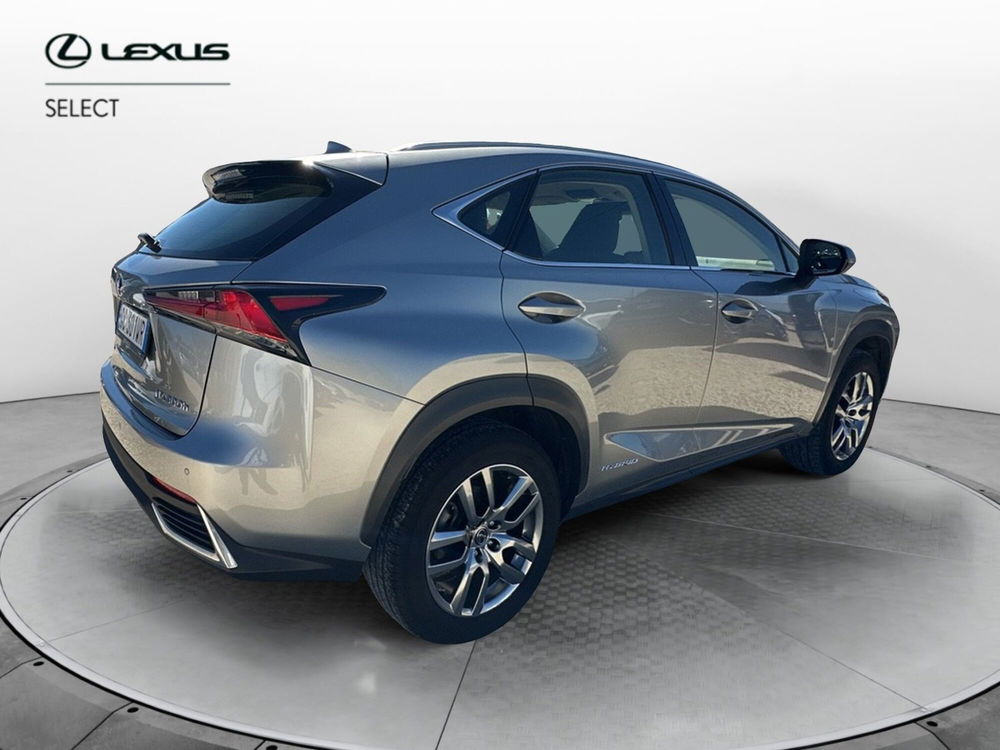 Lexus NX usata a Ragusa (3)