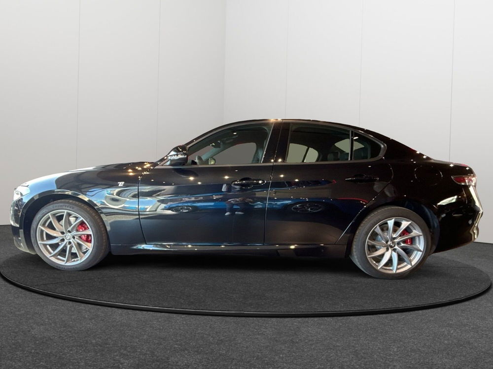 Alfa Romeo Giulia nuova a Caltanissetta (3)