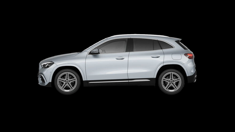 Mercedes-Benz GLA SUV nuova a Milano (2)