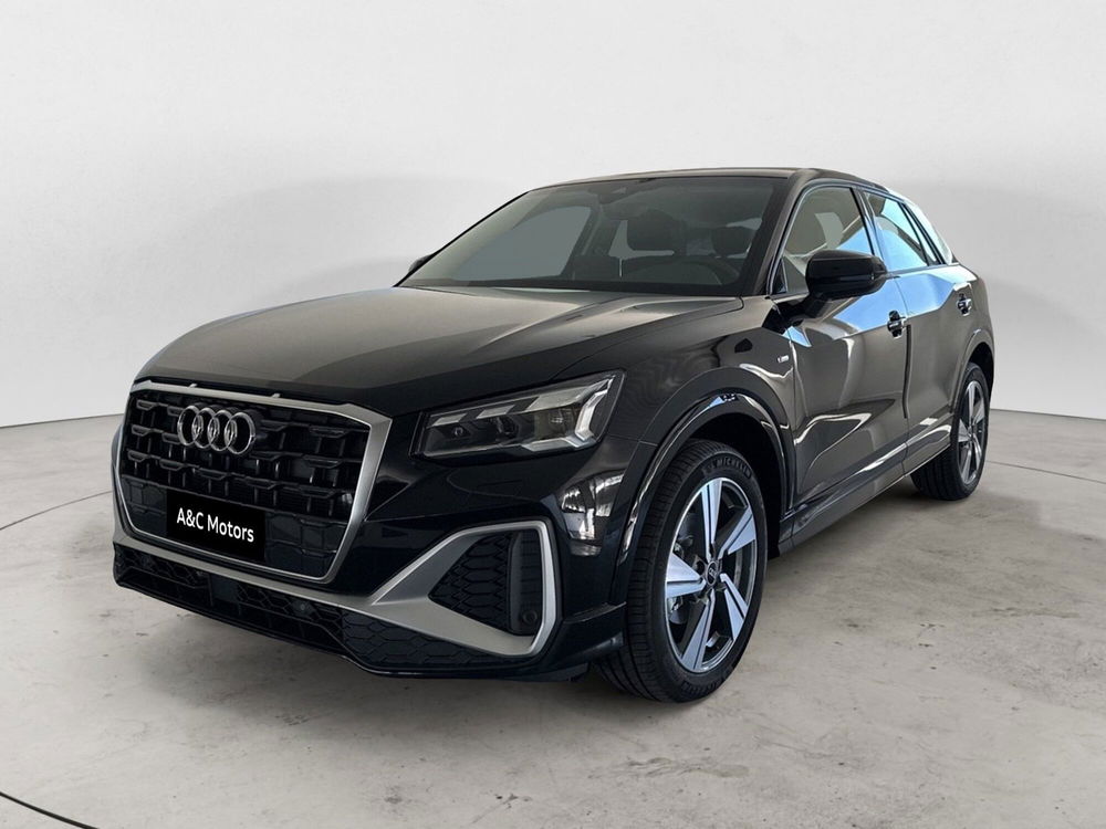 Audi Q2 nuova a Napoli