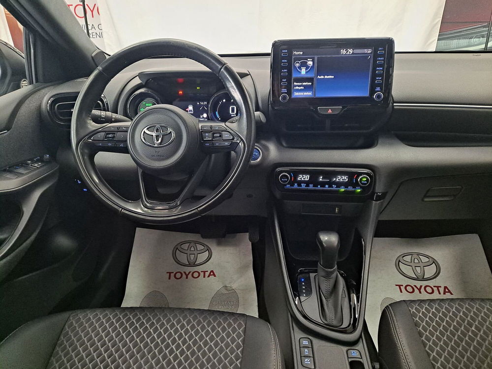 Toyota Yaris usata a Roma (11)