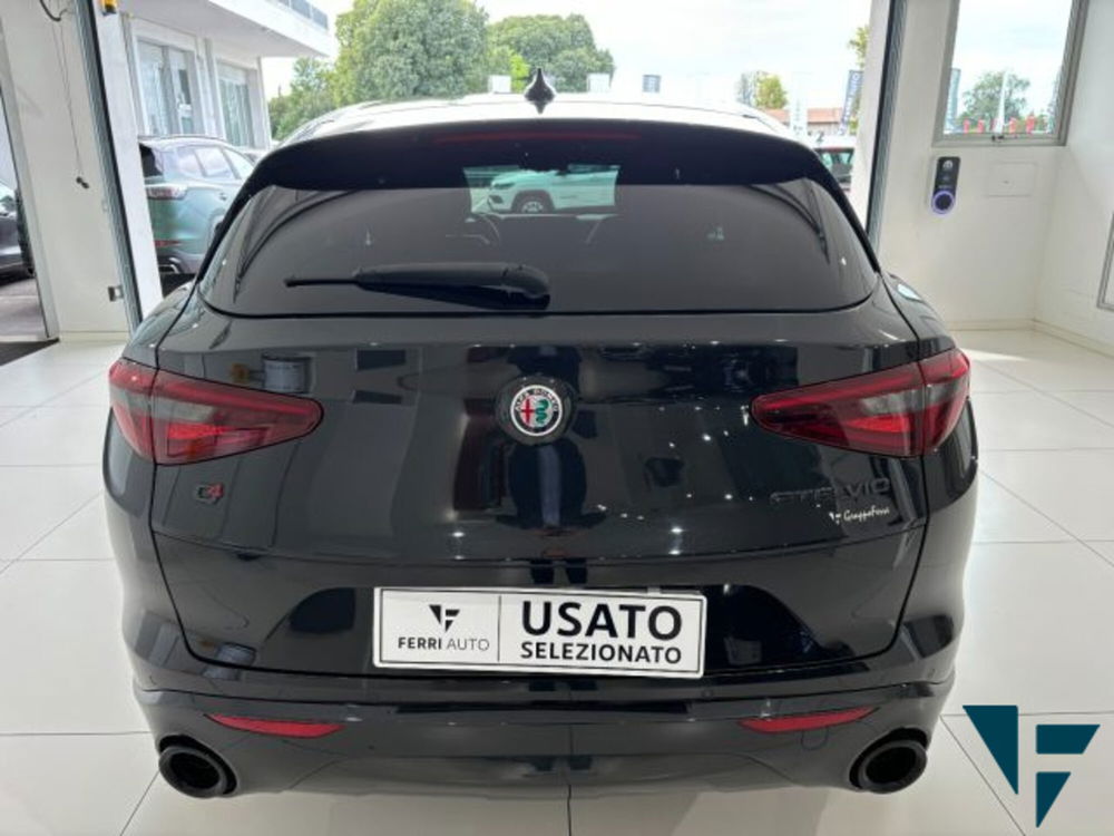 Alfa Romeo Stelvio usata a Treviso (5)