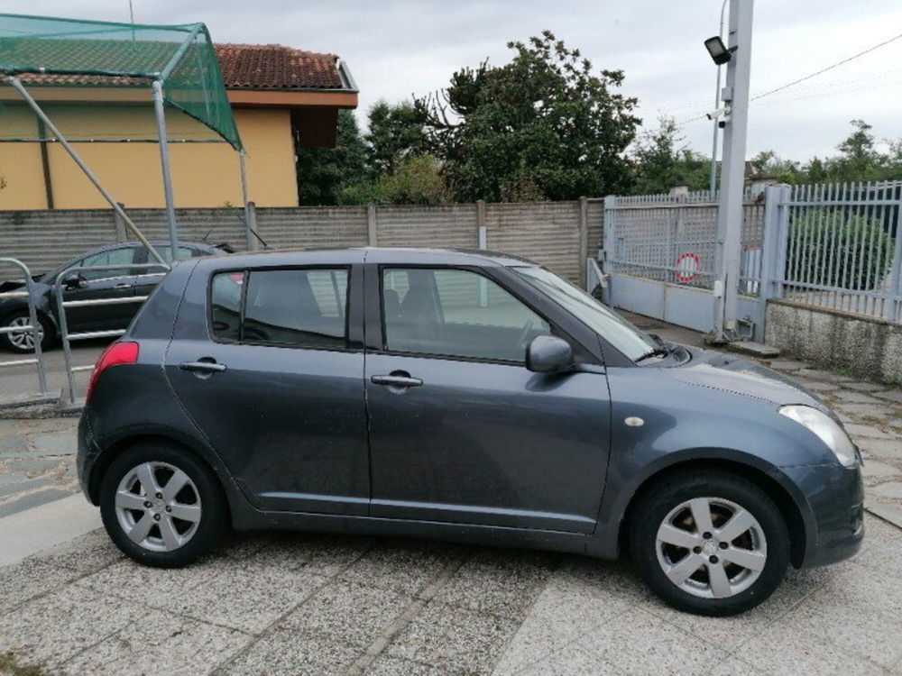 Suzuki Swift usata a Milano (4)