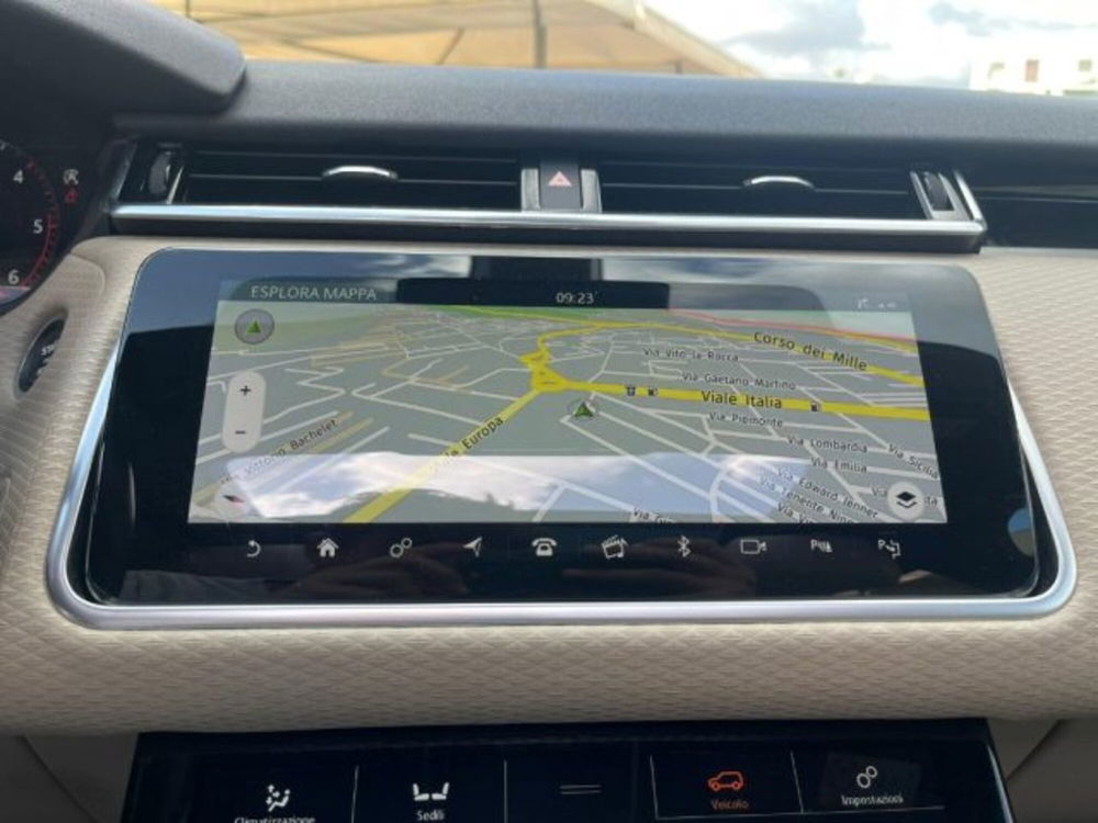 Land Rover Range Rover Velar usata a Trapani (12)