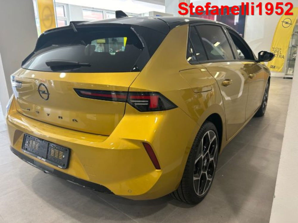 Opel Astra Station Wagon nuova a Bologna (3)