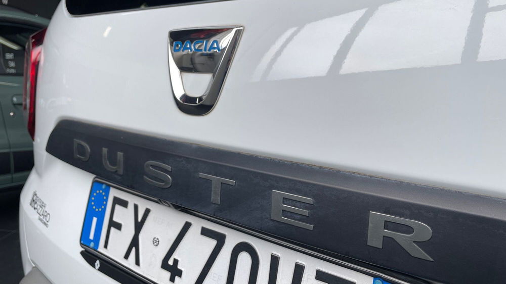 Dacia Duster usata a Varese (14)