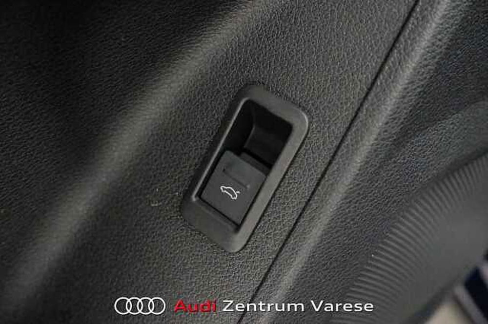 Audi Q3 Sportback usata a Varese (17)