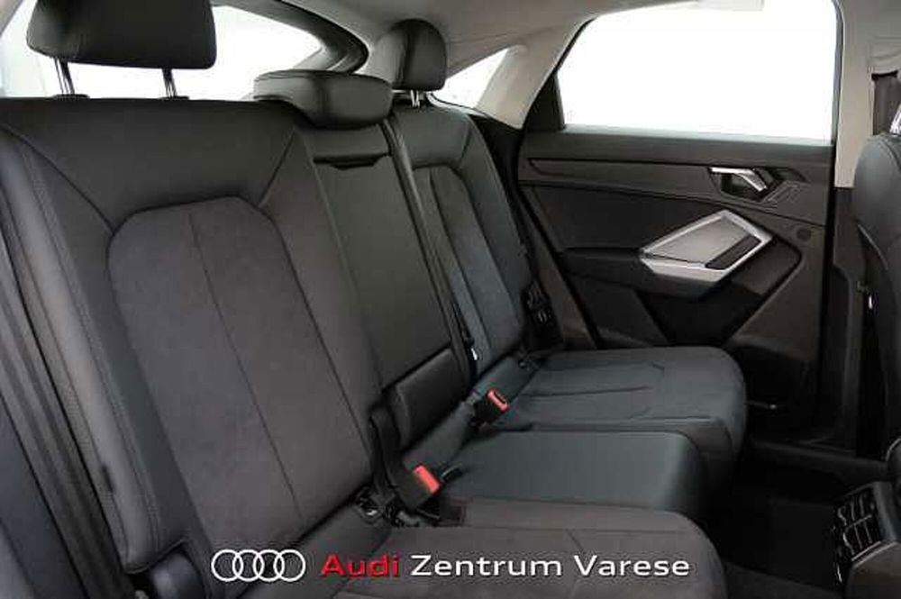 Audi Q3 Sportback usata a Varese (8)