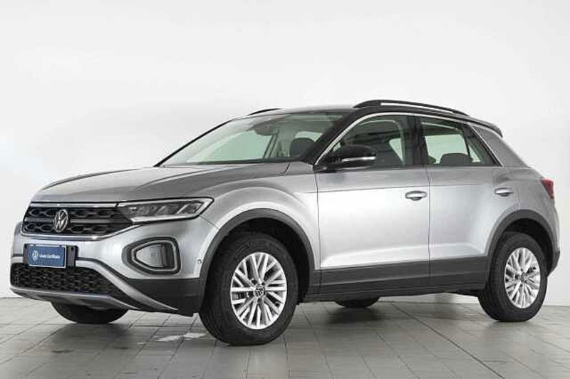 Volkswagen T-Roc 2.0 tdi Life 115cv del 2023 usata a Barni