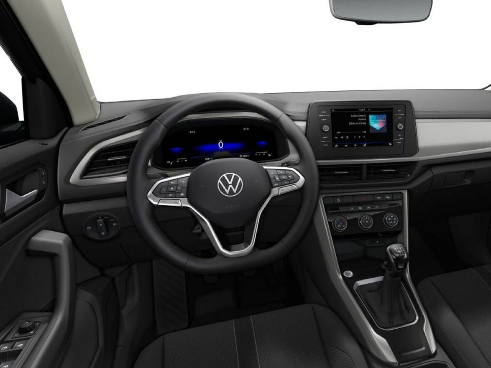 Volkswagen T-Roc nuova a Novara (6)