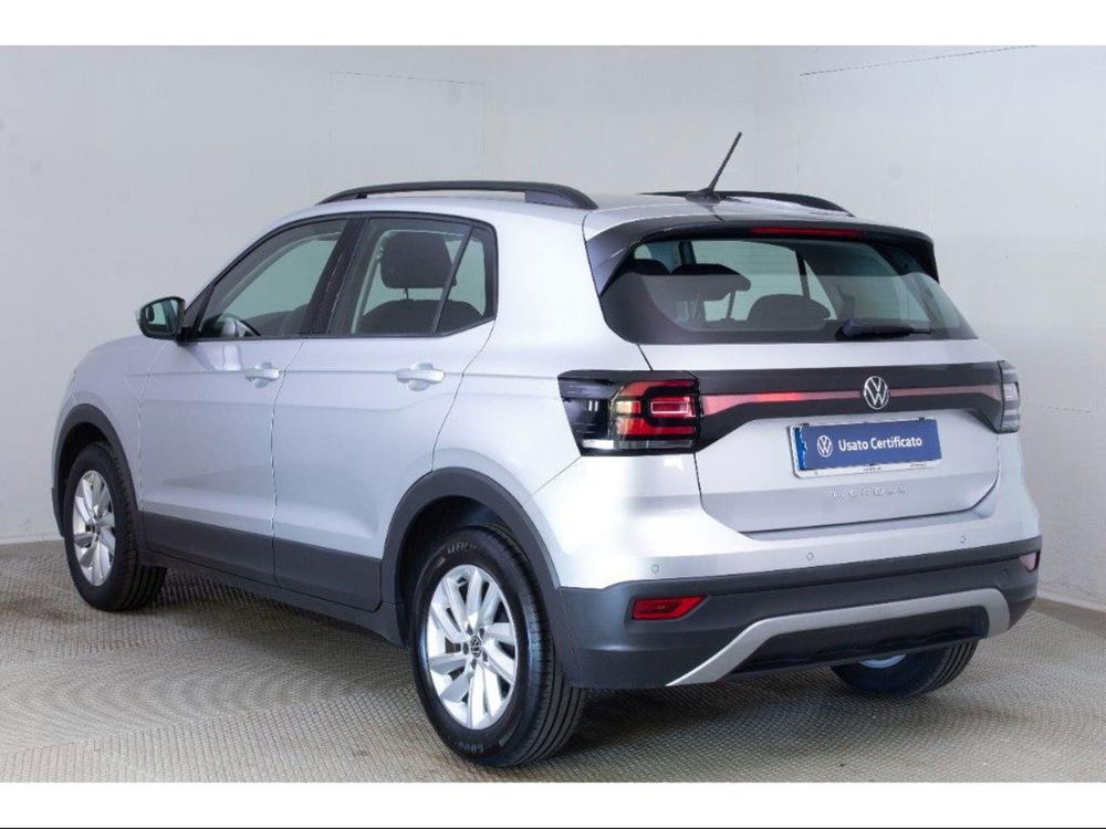 Volkswagen T-Cross usata a Novara (4)