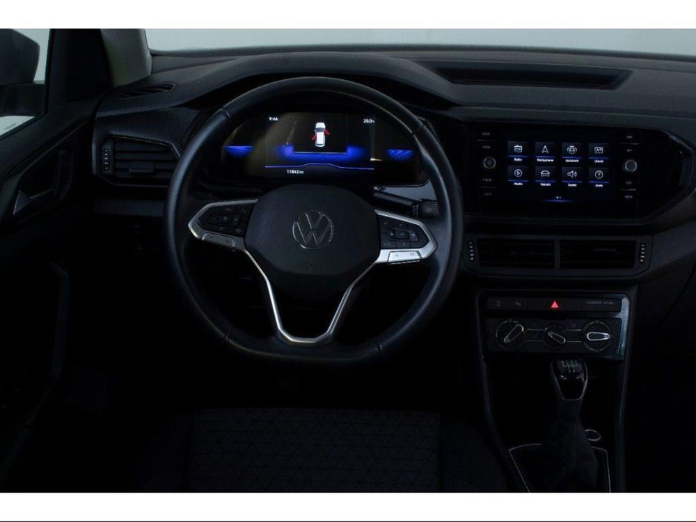 Volkswagen T-Cross usata a Novara (7)