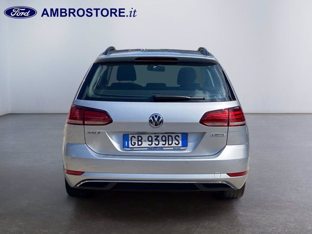 Volkswagen Golf Variant usata a Milano (6)