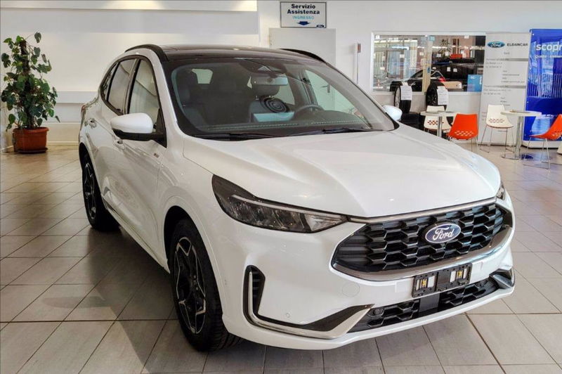 Ford Kuga 2.5 full hybrid ST-Line X 2wd 180cv auto nuova a Trezzano sul Naviglio