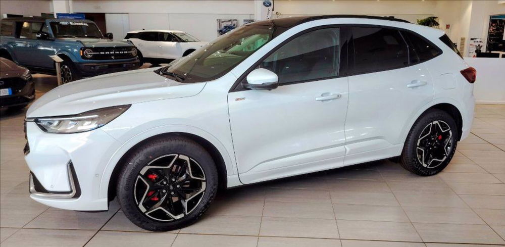 Ford Kuga nuova a Milano (3)