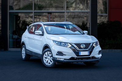 Nissan Qashqai 1.3 DIG-T 140 CV Acenta Premium del 2021 usata a Faedo