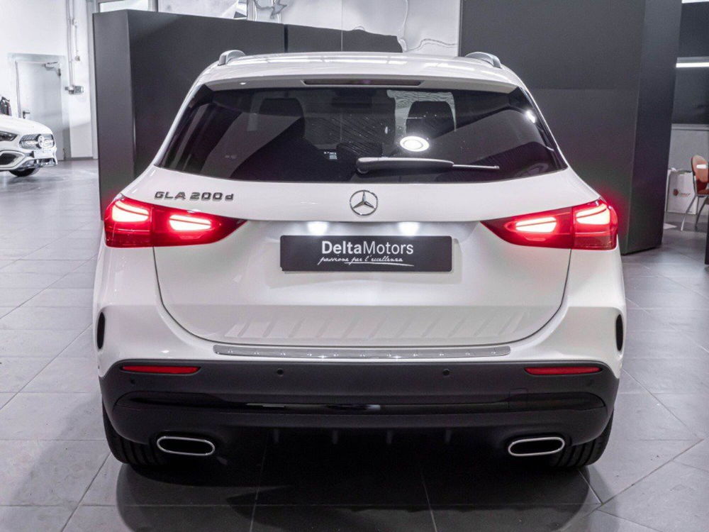 Mercedes-Benz GLA SUV nuova a Ancona (7)