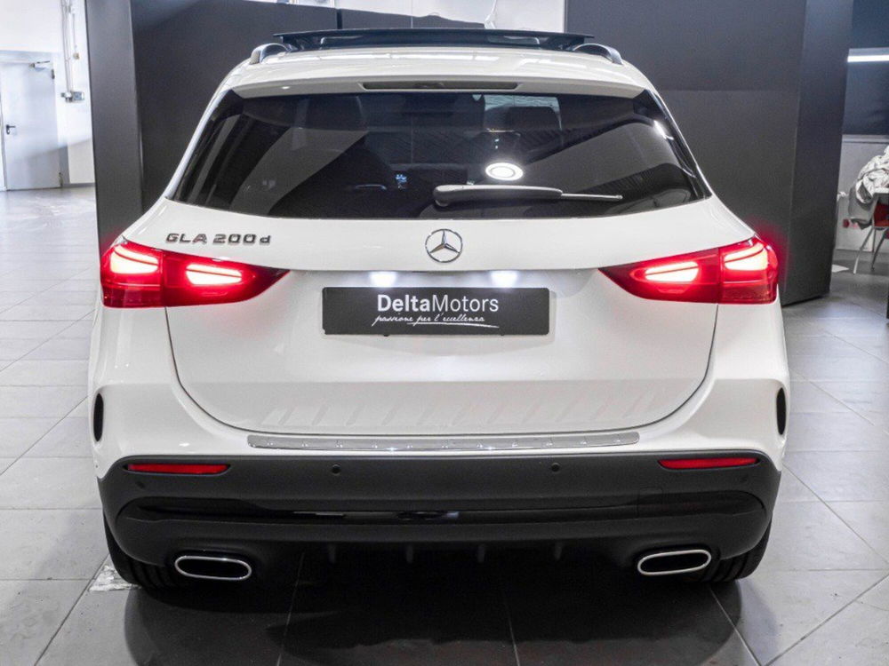 Mercedes-Benz GLA SUV nuova a Ancona (7)