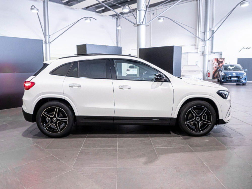 Mercedes-Benz GLA SUV nuova a Ancona (9)