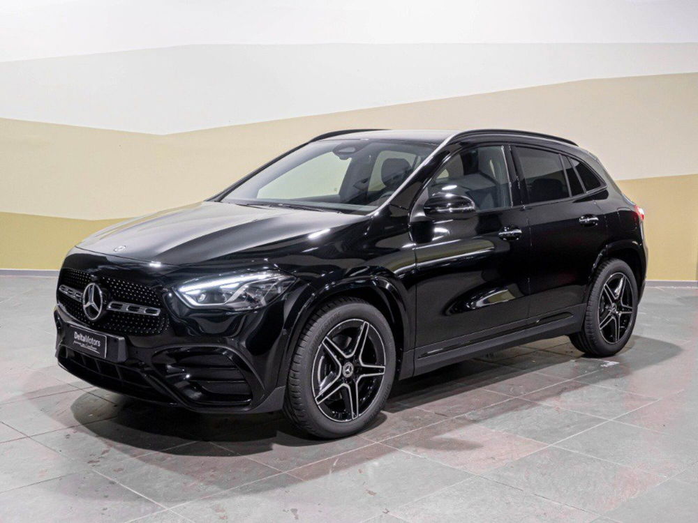 Mercedes-Benz GLA SUV nuova a Ancona