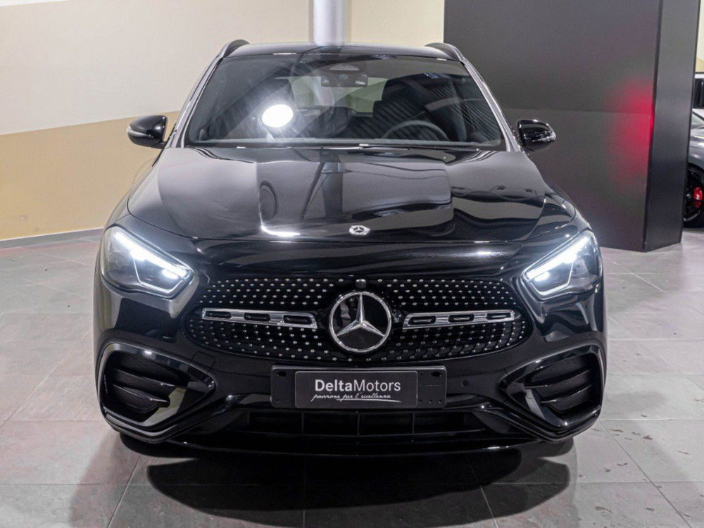 Mercedes-Benz GLA SUV nuova a Ancona (2)