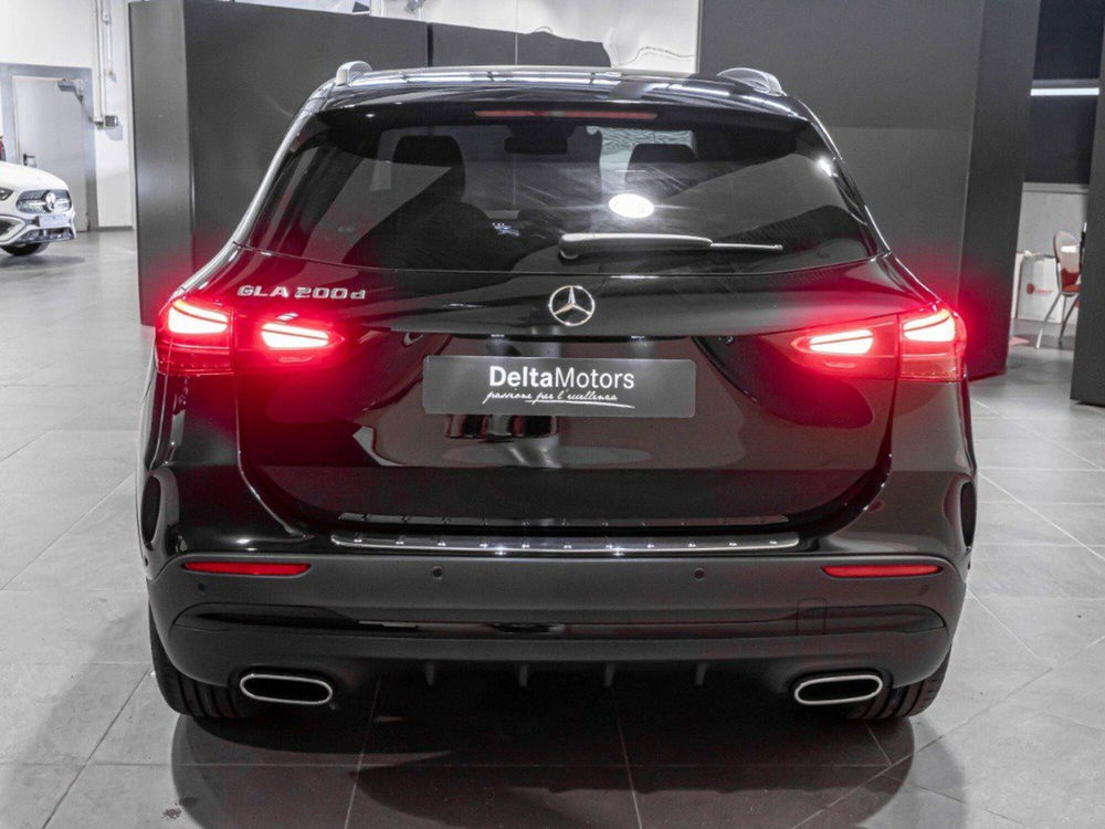 Mercedes-Benz GLA SUV nuova a Ancona (7)