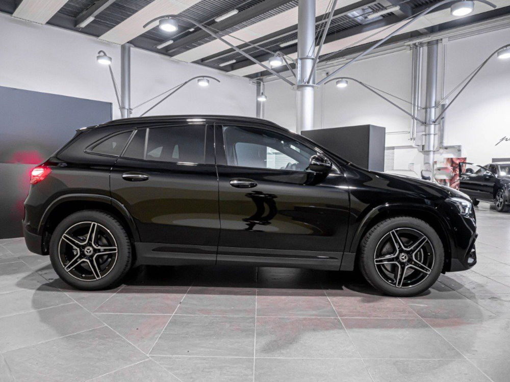 Mercedes-Benz GLA SUV nuova a Ancona (9)