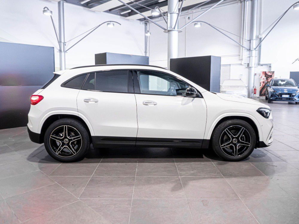 Mercedes-Benz GLA SUV nuova a Ancona (9)