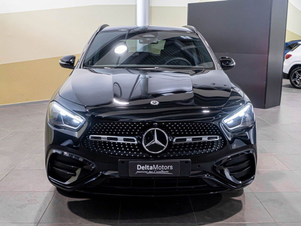 Mercedes-Benz GLA SUV nuova a Ancona (2)